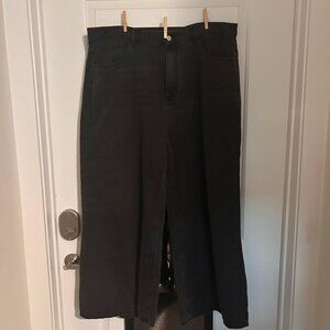 Black Denim Solid Pocket Straight Leg Jeans